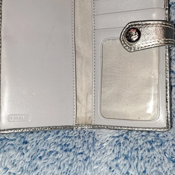 Coach Wallet - Picture 2 of 4